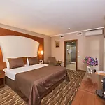 Vicenza Old Hotel Estambul