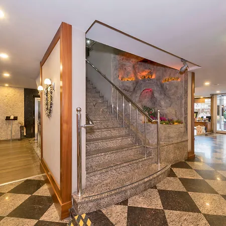 Vicenza Hotel Provincia di Istanbul